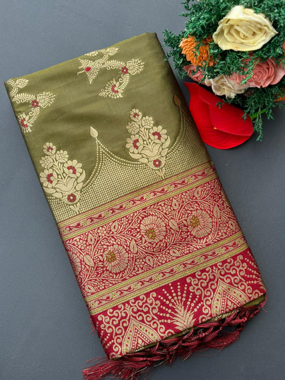 LIGHT GREEN SOFT SILK BANARASI SAREE